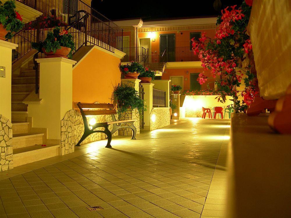Il Borghetto Hotel Cupra Marittima Buitenkant foto